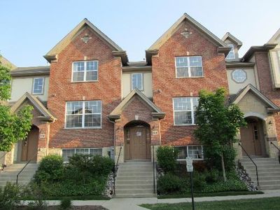 108 Creekbend Ct #108, Mount Prospect, IL, 60056
