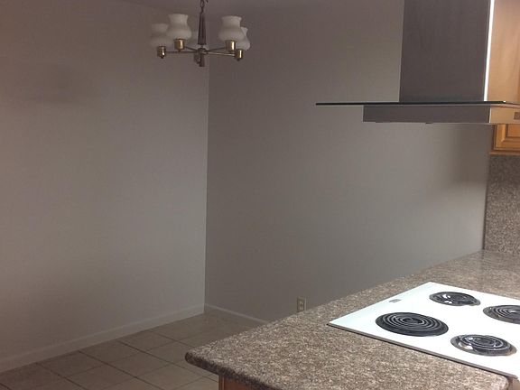5th image of 4361 Blackford Ave APT 1