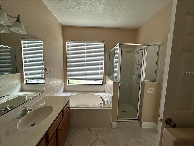 9097 Venezia Plantation Dr — Photo 9