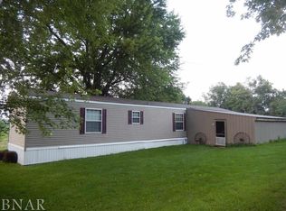 3912 N 1600 East Rd, Heyworth, IL 61745