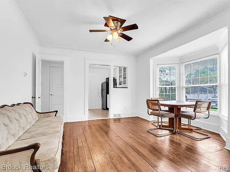 417 W Lincoln Ave #1 — Photo 8