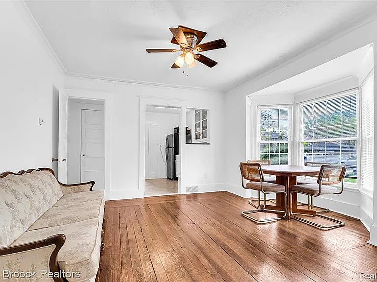 417 W Lincoln Ave Apt 1, photo 8