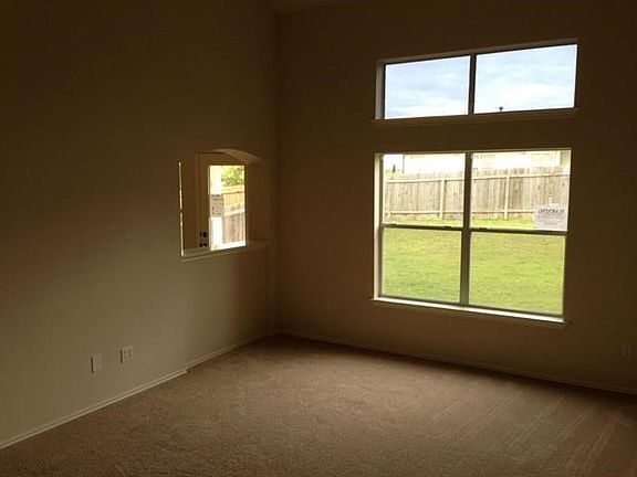 3rd image of 1809 Golden Sunrise Ln