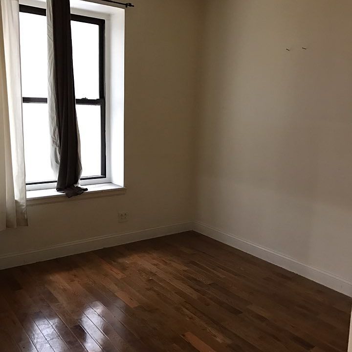 2nd image of 11 E 32nd St APT 2B
