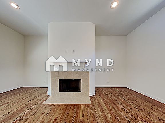 3rd image of 518 Westcross St