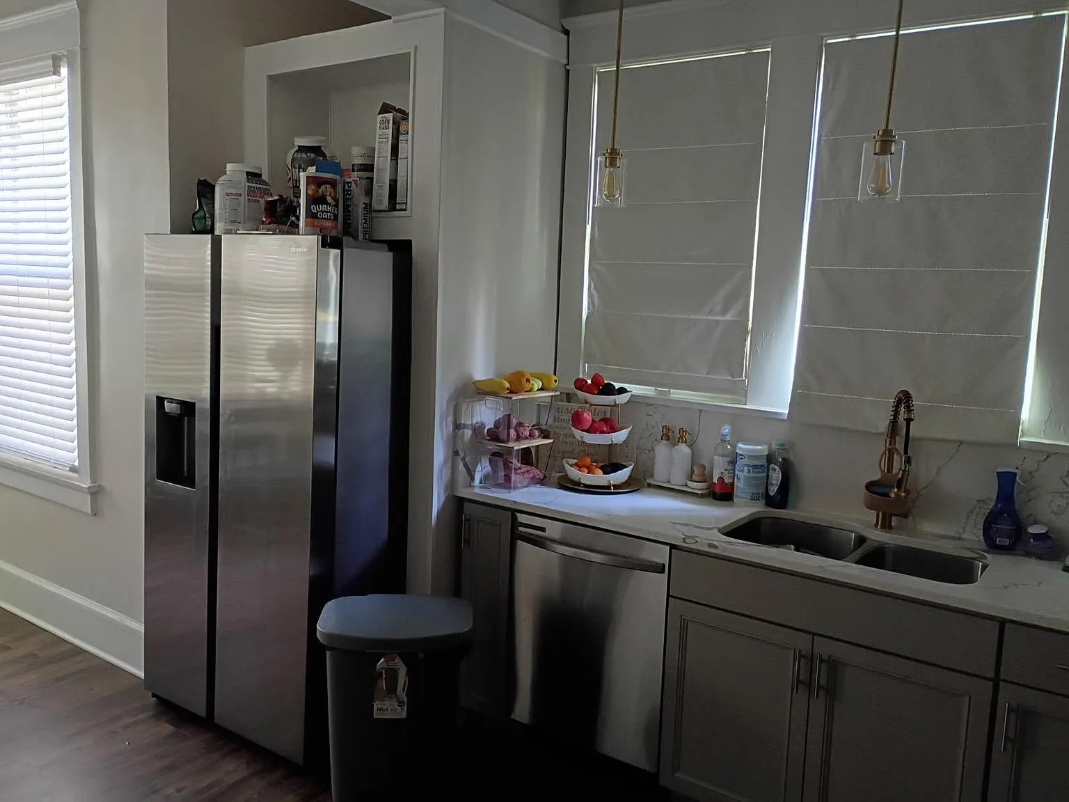 4 bed, 1.0 bath, 4100 sqft, $979 — Photo 3
