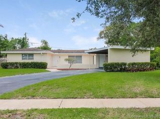 6221 SW 5th St, Fort Lauderdale, FL 33317