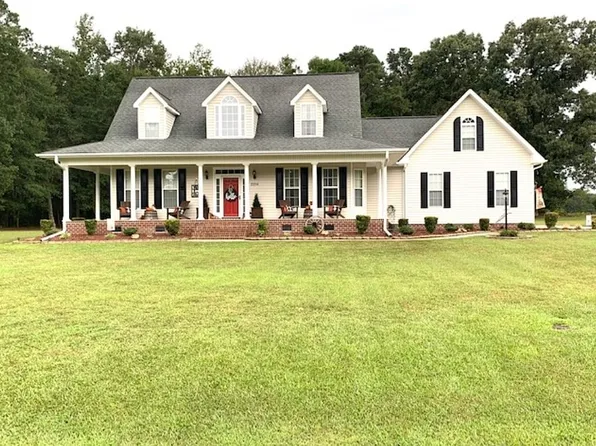 2214 Granville Dr, Goldsboro, NC 27530