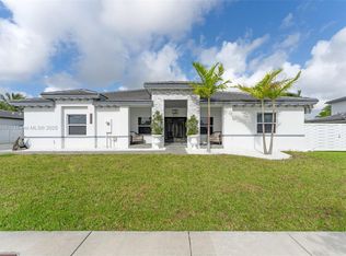 21190 SW 127th Pl, Miami, FL 33177