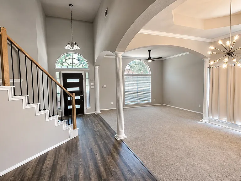 2416 McCarran Dr — Photo 18