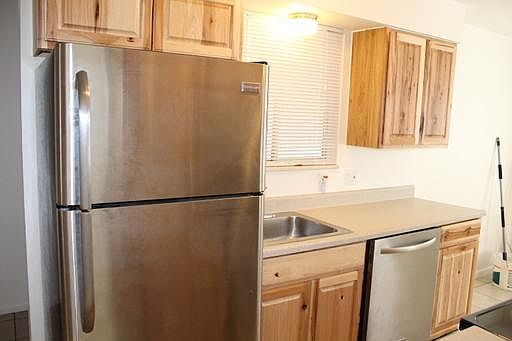 3rd image of 5542 Newland Way APT 204