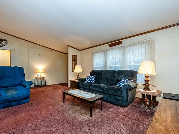 5th image of 25627 Marquette Rd