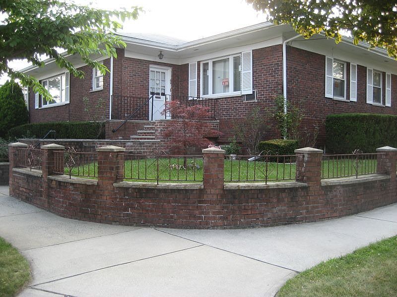 1st image of 69 Salter Pl