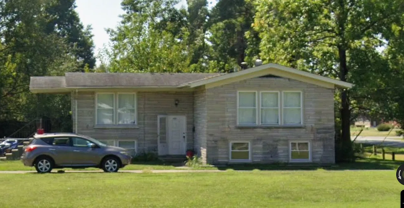 3 bed, $1,199 — Photo 1