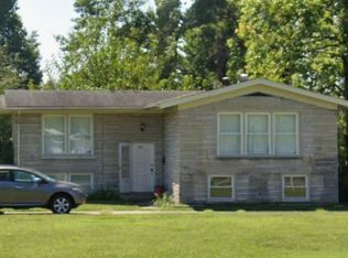 5200 Doyle Dr, Louisville, KY 40216