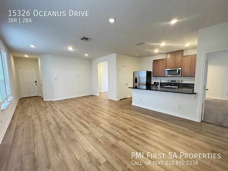 15326 Oceanus Dr — Photo 3