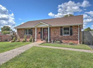 909 Yadkin St, Kingsport, TN 37660