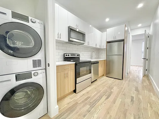 Rented by Doorway NYC, LLC | media 1