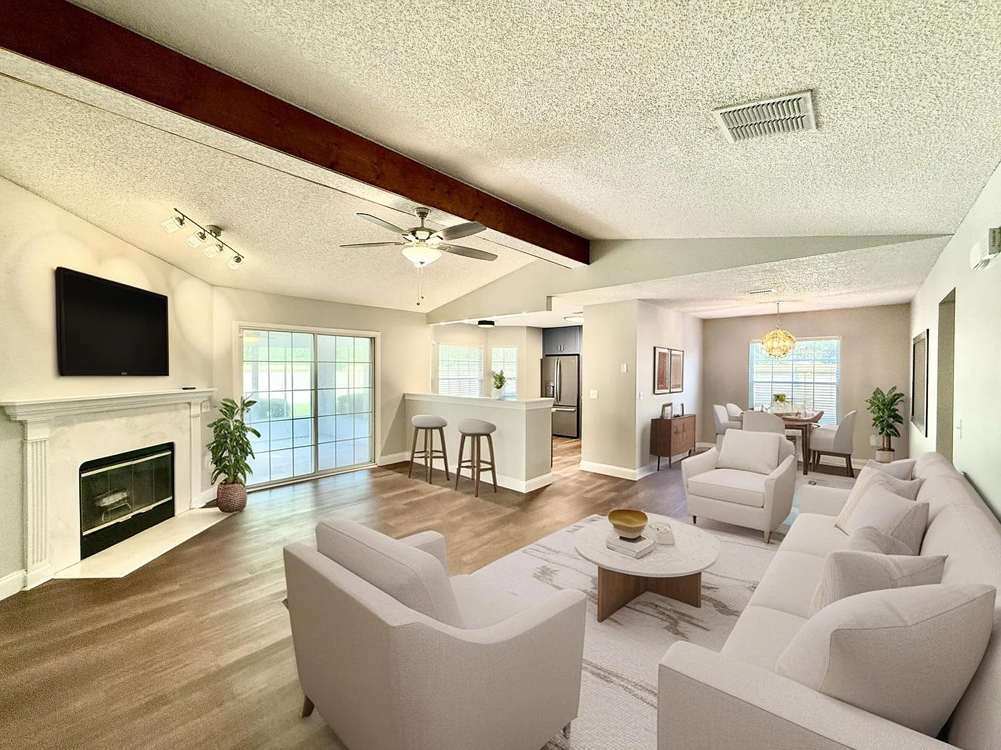 Modern 3-Bed, 2-Bath in Cul-de-Sac with Large Yard! — Photo 4
