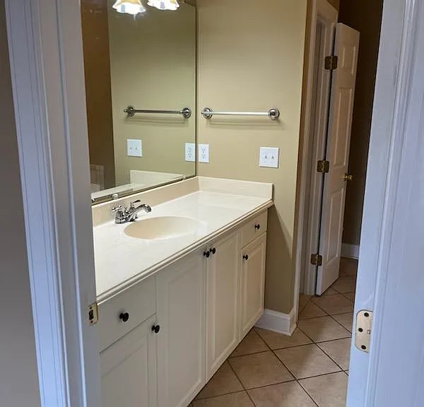 474 Castle Bay Dr #B — Photo 16