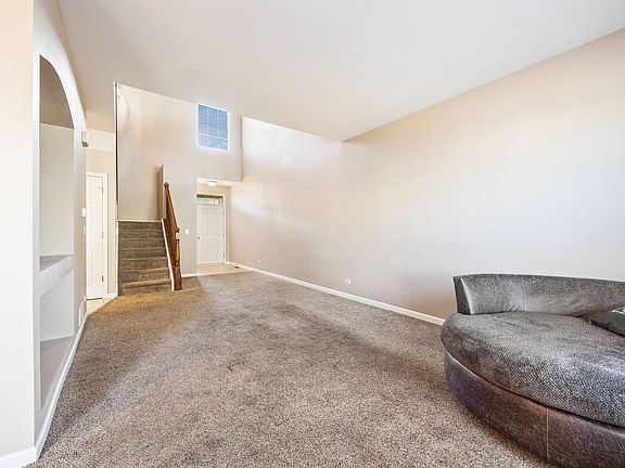 5th image of 589 S Jade Ln