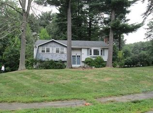 2 Fountain St, Billerica, MA 01821