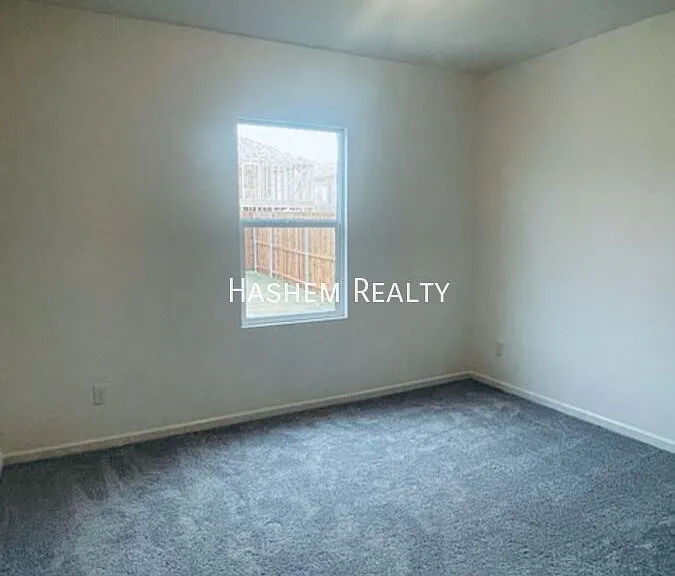 1707 Chapel Hill Rd — Photo 8