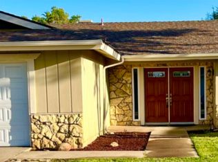 2421 W San Gabriel Ave, Fresno, CA 93705