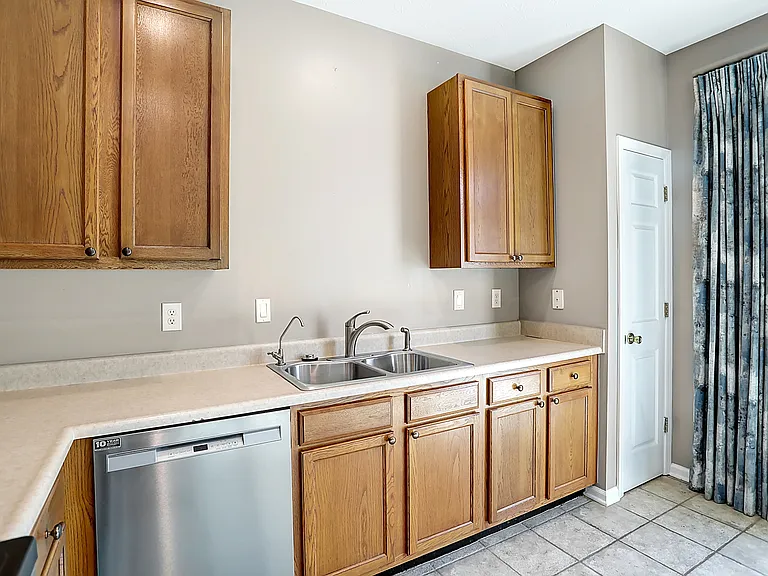 4059 Weston Pointe Dr — Photo 24