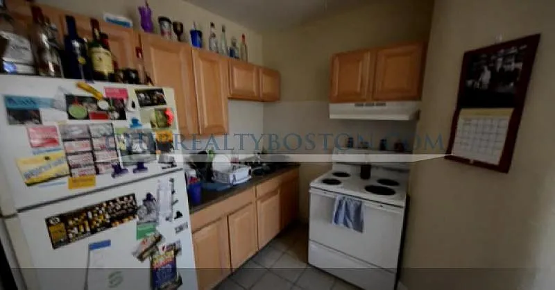 2 bed, 1.0 bath, $2,995 — Photo 2