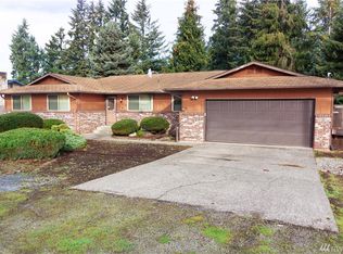 523 27th Ave SE, Puyallup, WA 98374