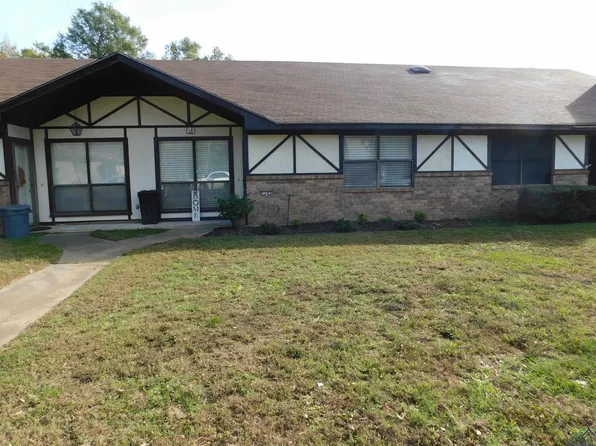 1203 N Montgomery St, Gilmer, TX 75644