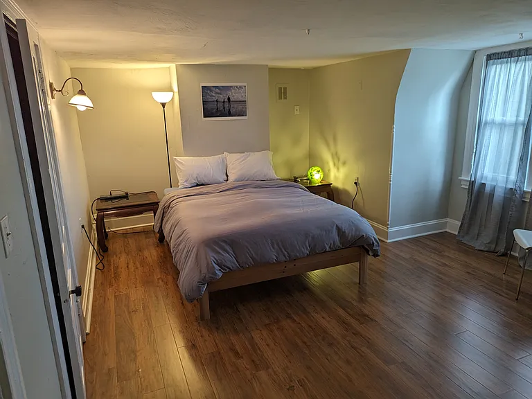 621 Kirtland St — Photo 14