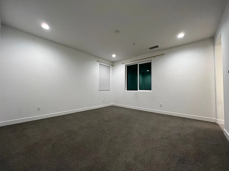 4366 Redrock Dr — Photo 40