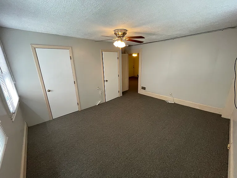 667 Washington St #2 — Photo 6