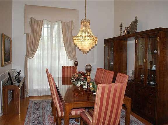 2nd image of 7440 Prestwick Cir