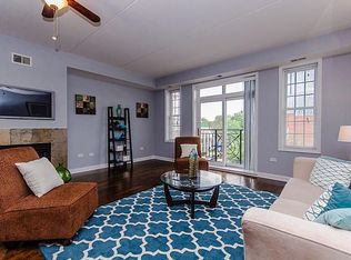1903 W Diversey Pkwy APT 401, Chicago, IL 60614