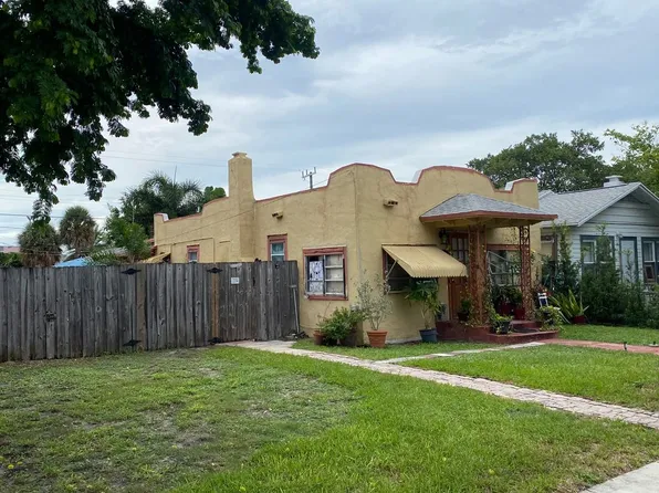 519 N J St, Lake Worth, FL 33460