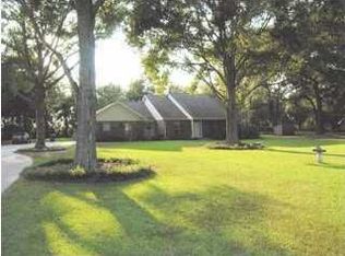 1047 Louis Records Rd, Broussard, LA 70518