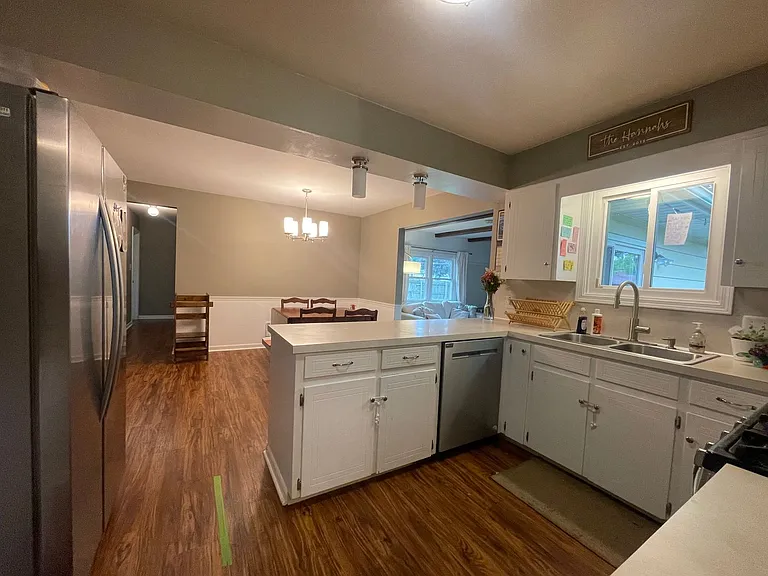 7865 Ridgewood Dr — Photo 5
