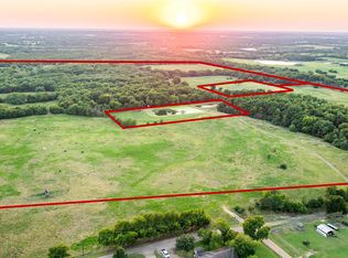 914 Main Street Wall Cr3220, Windom, TX 75492