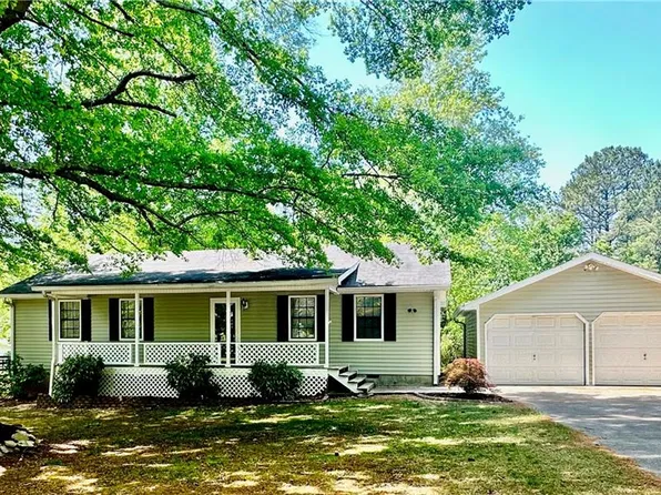 1836 Rainbow Ln, Powder Springs, GA 30127