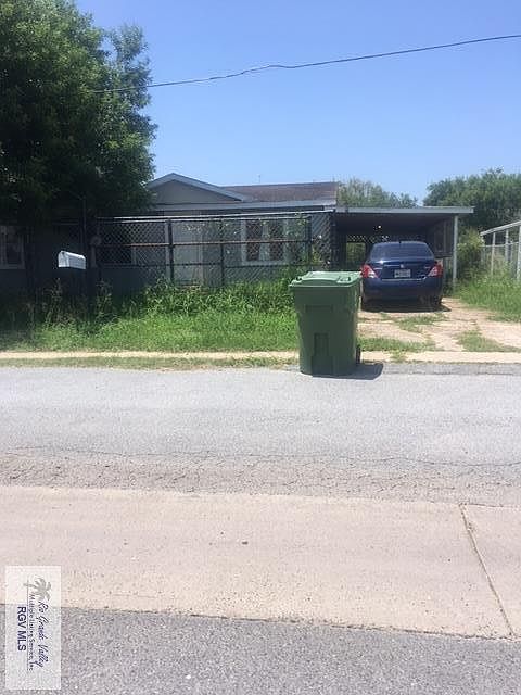 1st image of 122 Helen Ln