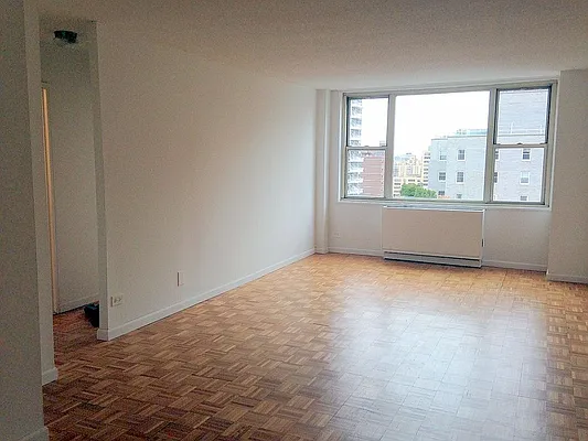 Rented by Manhattan Skyline | media 1