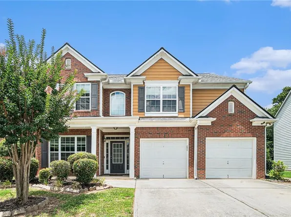 1117 Balvaird Dr, Lawrenceville, GA 30045