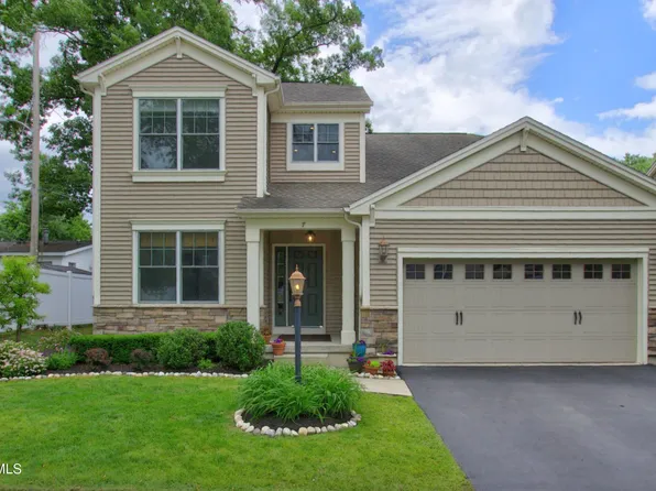 7 McKenzie Way, Saratoga Springs, NY 12866