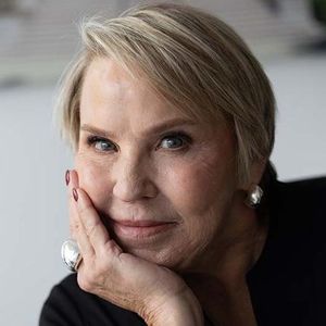 Angela Ruel