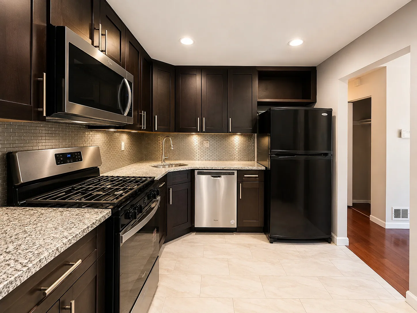 2 bed, 1108 sqft, $2,599 — Photo 3