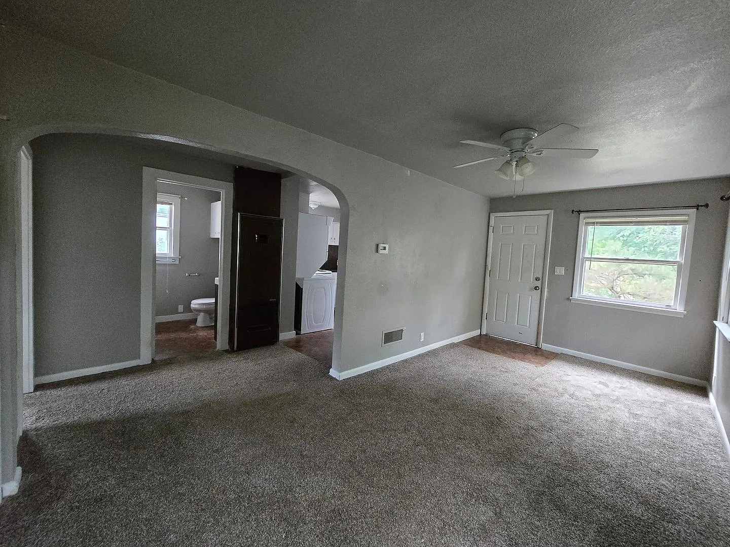 1 Bed, 1 bath house — Photo 4