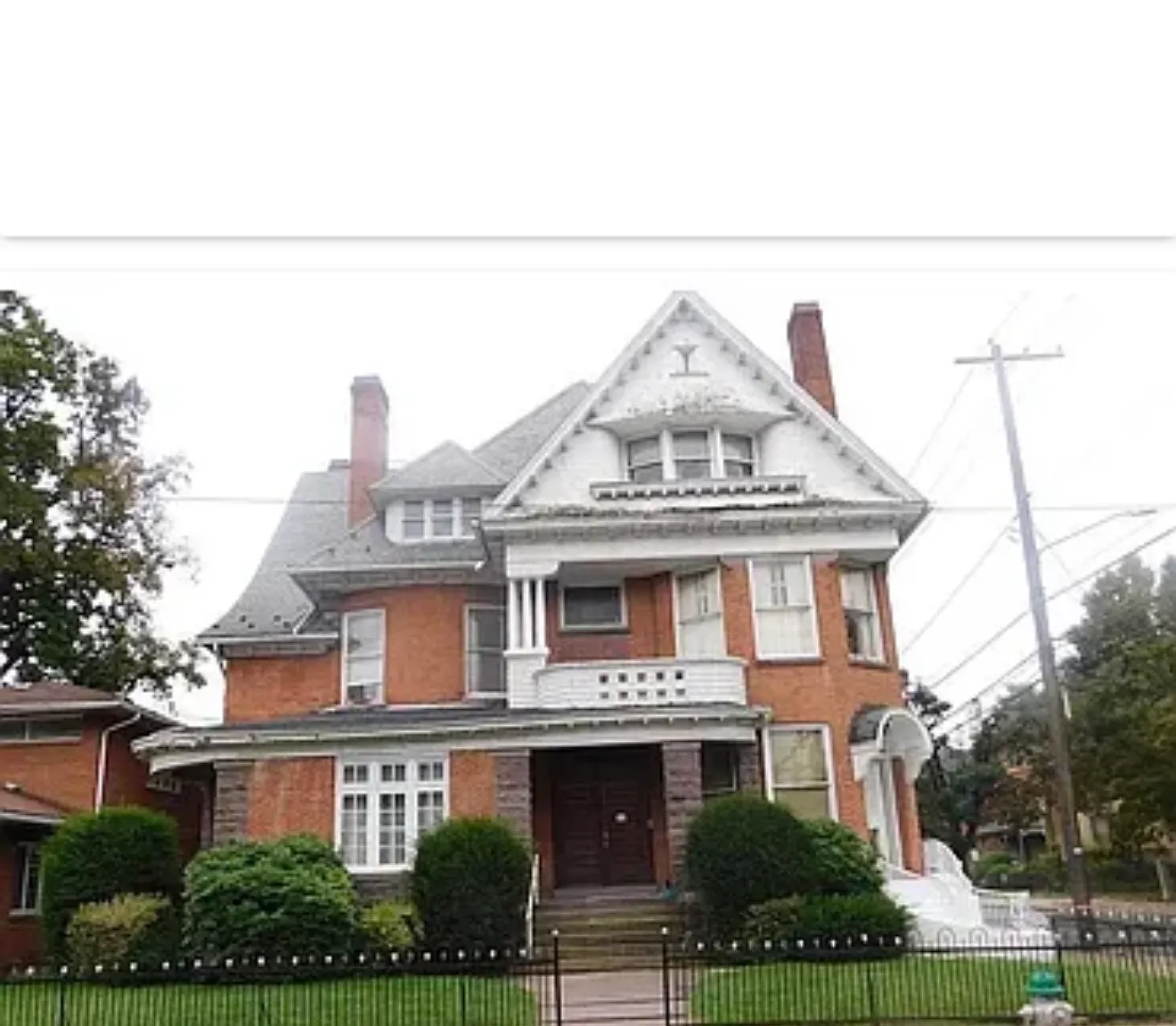292 S Franklin St — Photo 1
